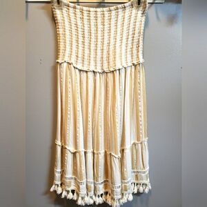 Blue Island NWOT Ivory, Tan and Metallic Beach Cover-up, Small
